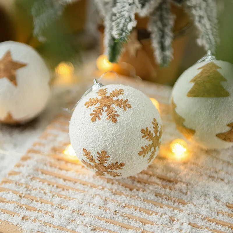 Jauna Ziemassvētku rotājuma pakarināmā bumba 8cm Ziemassvētku eglītes iepirkšanās centra loga kulons balta kaņepju putu bumbiņa sniega bumba