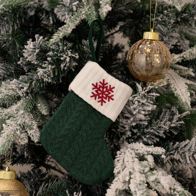 Ciorapi de Craciun Fulg de zapada verde Saci cadou tricotate moi Pandantiv pentru decoratiuni festive de sarbatori Decor semineu rosu 26 litere