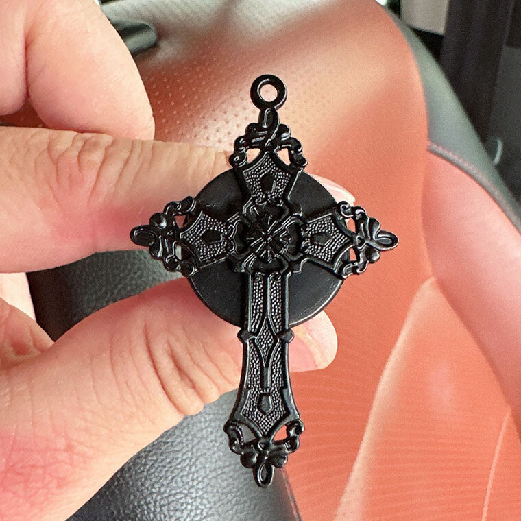 Határon átnyúló áruk Aromaterápiás klip autós légtelenítő európai és amerikai kereszt dekoráció autóklímákhoz Parfüm klip Illatcsipesz