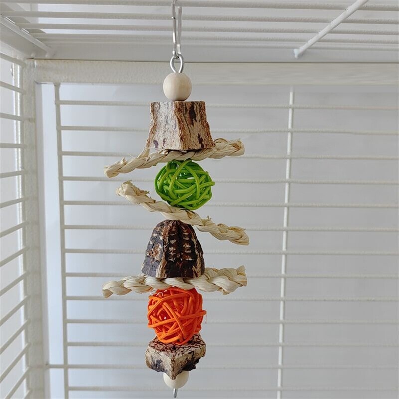 1 ΤΕΜ. Παιχνίδι παπαγάλου κουδουνιού Πολύχρωμο ξύλινο σετ παιχνιδιών πουλιών Κλουβί παπαγάλου δημιουργικά παιχνίδια κούνιας Πολύχρωμα πουλιά που μασούν κρεμασμένα καμπάνα