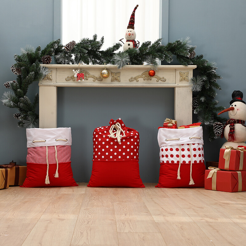 Liels Ziemassvētku Ziemassvētku vecīša maiss, punktveida svītru rūts ar savelkamu auklu, personalizēts Ziemassvētku lielizmēra audekla dāvanu maisiņš