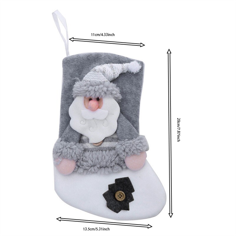 Ģimenes ballīšu noformējums Ziemassvētku zeķes Pelēks Ziemassvētku vecītis Alnis Sniegavīrs Ziemassvētku eglīšu dekors Rotājumi dāvanu maisiņi