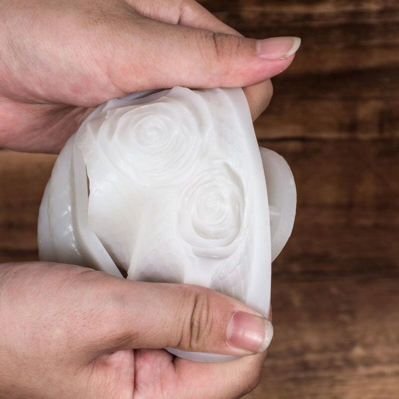 2024. gada jauna radoša cilindriska čūskas aromterapijas svece, silikona veidne, galvaskausa Helovīna dekorācijas svece, augstas kvalitātes veidne