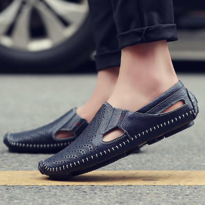 Meeste õõnsad nahast kingad Suvised hingavad sandaalid Ehtsast nahast libisevad jalavarjud Lamedad pehme tallaga vabaajajalatsid