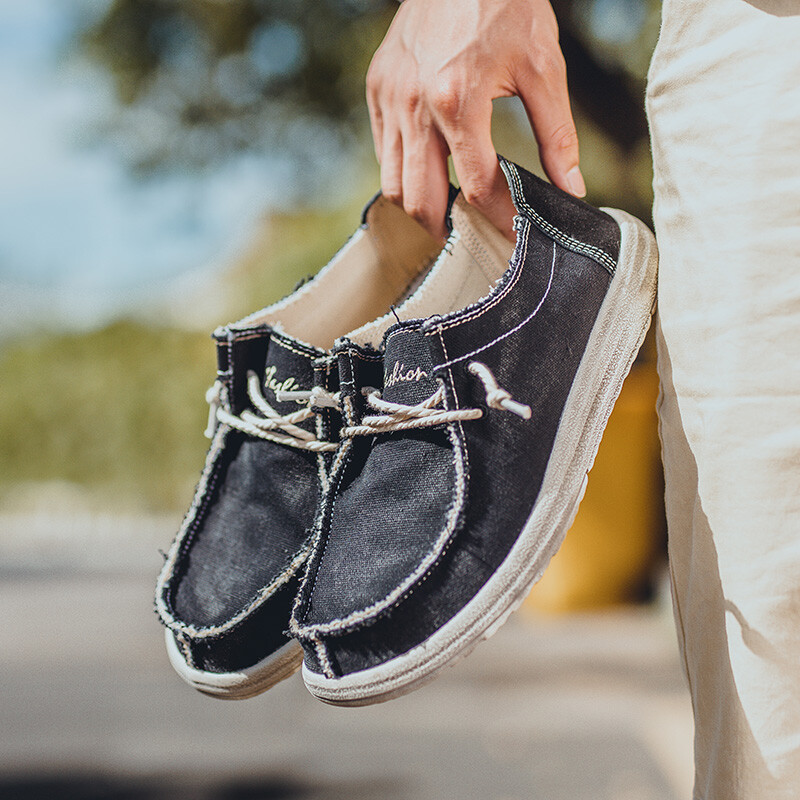 Vasaras vīriešu audekla apavi džinsa kedas vīriešu audekla apavi elpojoši mokasīni vulkanizēti apavi Vīriešu kedas apavi liela izmēra