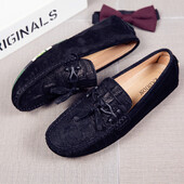 Hot Sale Επώνυμα ανδρικά Loafers Γνήσιο δέρμα Suede Ανδρικά παπούτσια Casual Μοκασίνια Slip on Boat Shoes Fashion Tassel Driving Flats