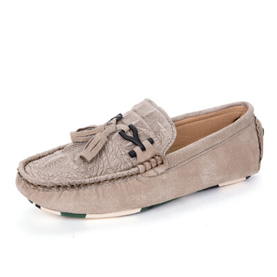 Hot Sale Επώνυμα ανδρικά Loafers Γνήσιο δέρμα Suede Ανδρικά παπούτσια Casual Μοκασίνια Slip on Boat Shoes Fashion Tassel Driving Flats