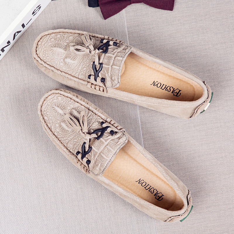 Hot Sale Επώνυμα ανδρικά Loafers Γνήσιο δέρμα Suede Ανδρικά παπούτσια Casual Μοκασίνια Slip on Boat Shoes Fashion Tassel Driving Flats