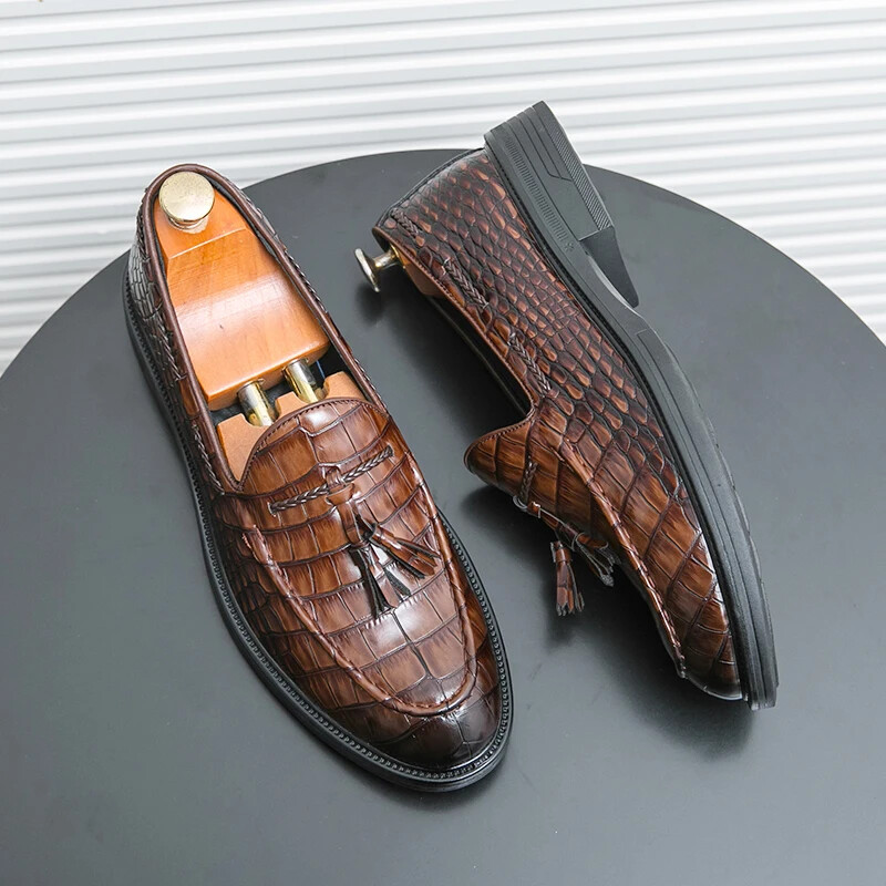 Akciós akció Férfi Vezető Lakások Alkalmi Bőr Mokaszinok Kézzel Készített Férfi Felcsúsztatható Naplopók Szabadidő Séta Férfi Csónak Cipők Üzleti lábbelik