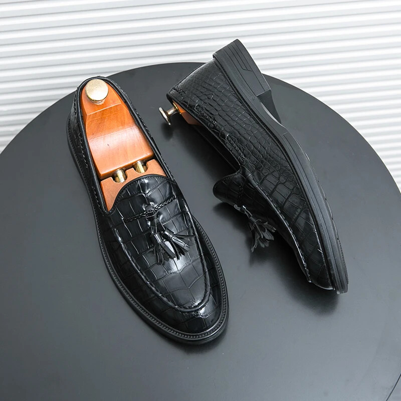 Akciós akció Férfi Vezető Lakások Alkalmi Bőr Mokaszinok Kézzel Készített Férfi Felcsúsztatható Naplopók Szabadidő Séta Férfi Csónak Cipők Üzleti lábbelik