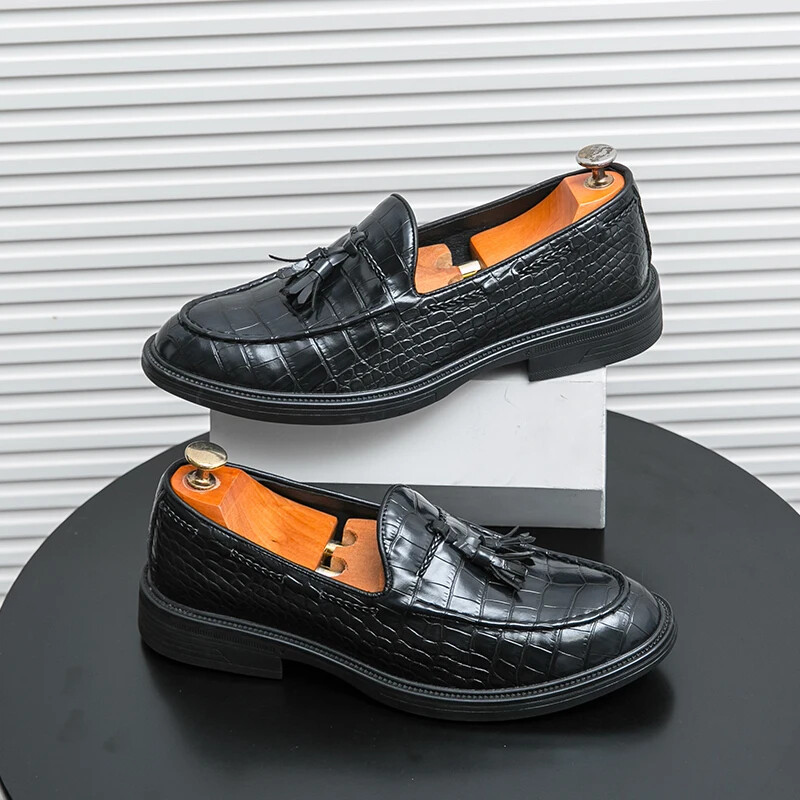 Akciós akció Férfi Vezető Lakások Alkalmi Bőr Mokaszinok Kézzel Készített Férfi Felcsúsztatható Naplopók Szabadidő Séta Férfi Csónak Cipők Üzleti lábbelik
