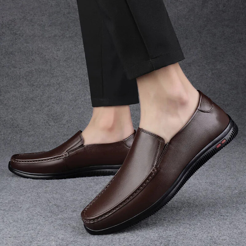 Ανδρικά παπούτσια Γνήσιο δερμάτινο slip on ανδρικά παπούτσια Γαμήλια φορέματα μοκασίνια Ανδρικά παπούτσια γραφείου Loafers All-match Man Casual Flats