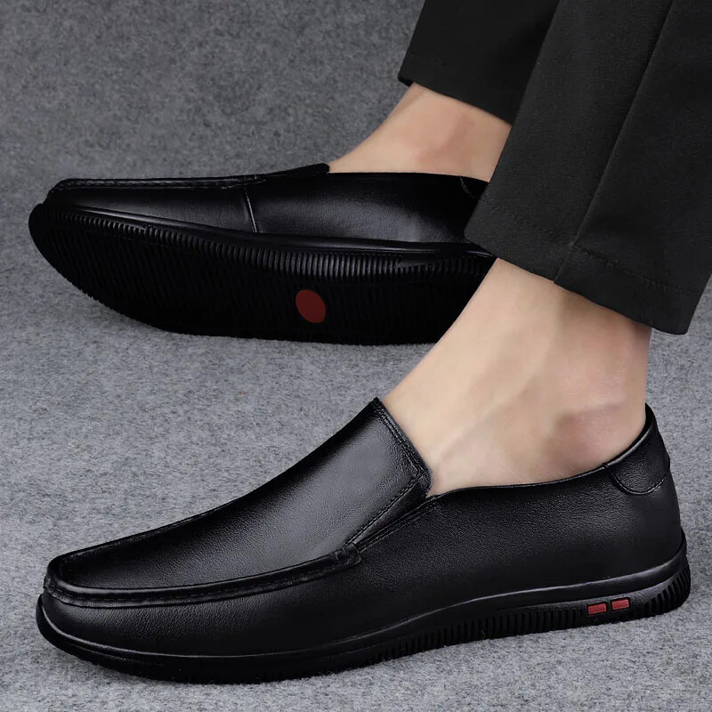 Ανδρικά παπούτσια Γνήσιο δερμάτινο slip on ανδρικά παπούτσια Γαμήλια φορέματα μοκασίνια Ανδρικά παπούτσια γραφείου Loafers All-match Man Casual Flats