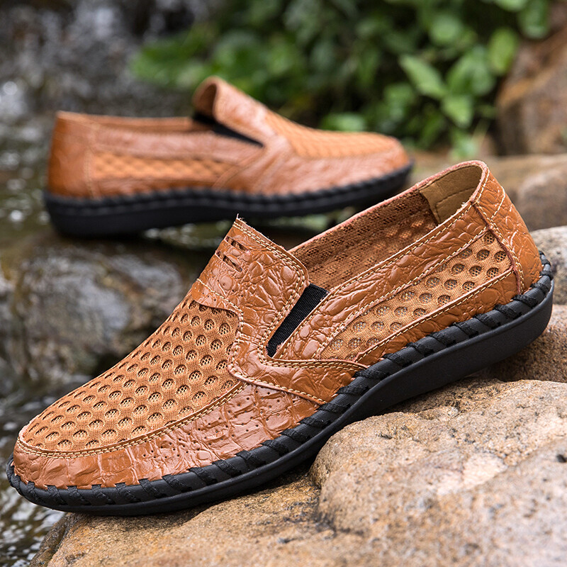 Vasaras ikdienas apavi vīriešiem Elpojošs sieta vīriešu ķepas, slip On Outdoor Vīriešu kedas Ar rokām darinātas plakanas pastaigu apavi