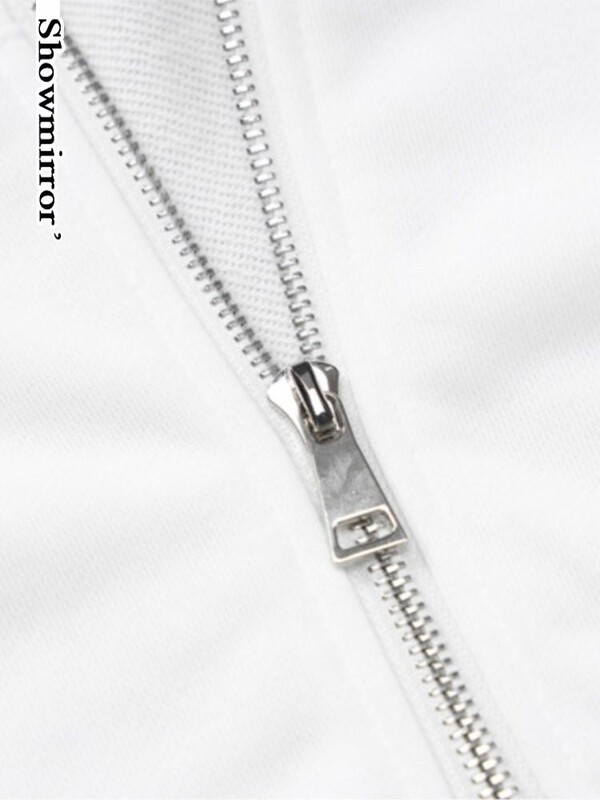 Y2K mini crop top Vintage Basic Zip Up, balts, apgriezts kapuci 2000. gadu modes lielas kabatas priekšpusē ar kapuci garām piedurknēm.