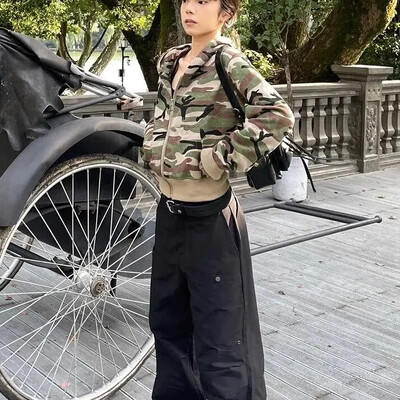 Ielu apģērbi Džemperi Jakas Sieviešu apģērbi Y2k Crop Tops 2024 Ropa Mujer ar kapuci Ikdienišķa šiks kapuce Kamuflāžas kapuces ar rāvējslēdzēju