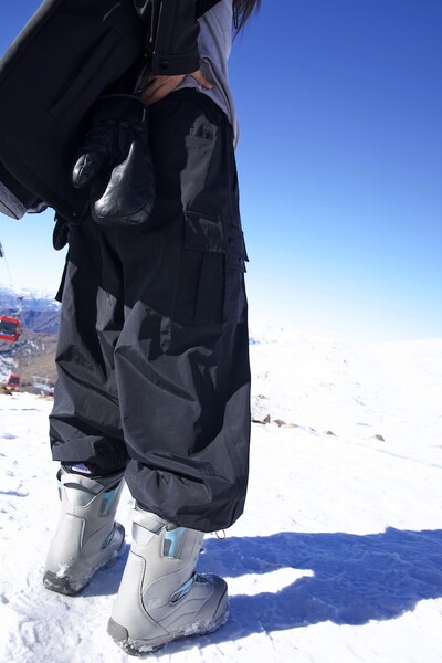 2024. gads. Vīrietis, sieviete, slēpošana, snovborda bikses, siltas, brīvas slēpošanas bikses, ziema, āra ūdensnecaurlaidīgas sievietes, snovborda bikses, apģērbi