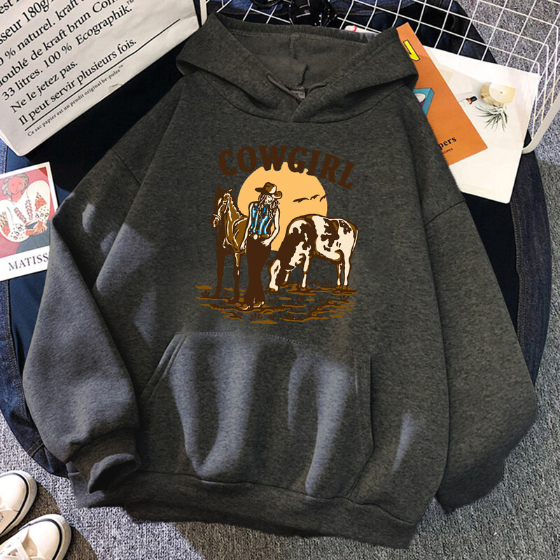 Cowgirl un viņas govs un zirgs dzīvo Rietumos Hoody Woman Hip Hop Street Hoodies Crewneck Kabatas drēbes Brīvs džemperis
