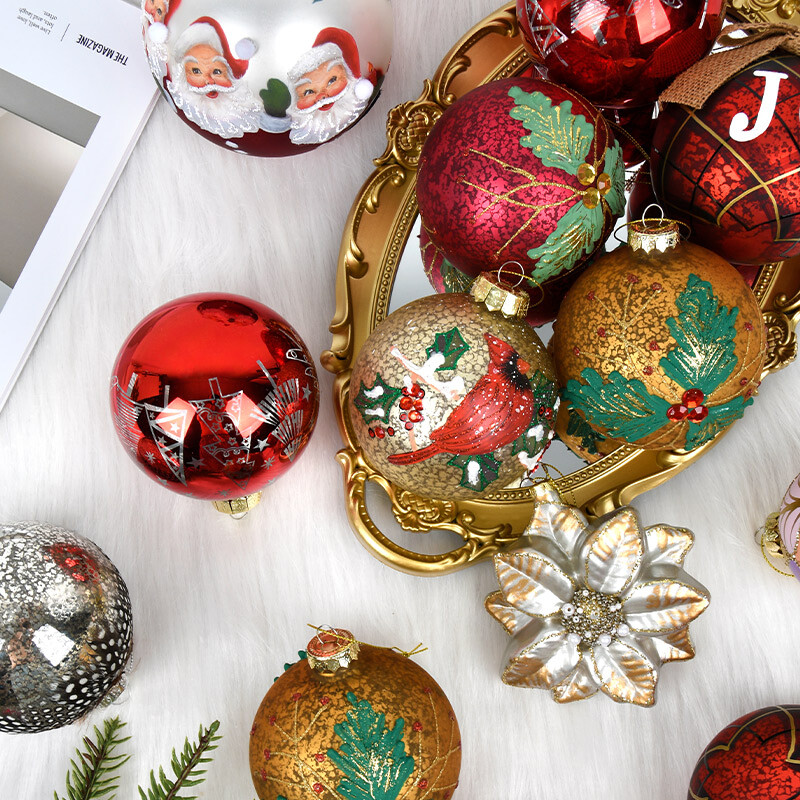 Ziemassvētku rotājums 10 cm stikla krāsots modelēšanas lodīšu kulons svētku dāvanai Ziemassvētku eglītes ainas izkārtojums, piekārts lodīšu kulons