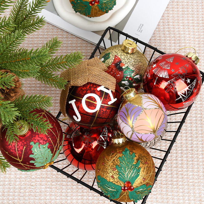 Ziemassvētku rotājums 10 cm stikla krāsots modelēšanas lodīšu kulons svētku dāvanai Ziemassvētku eglītes ainas izkārtojums, piekārts lodīšu kulons