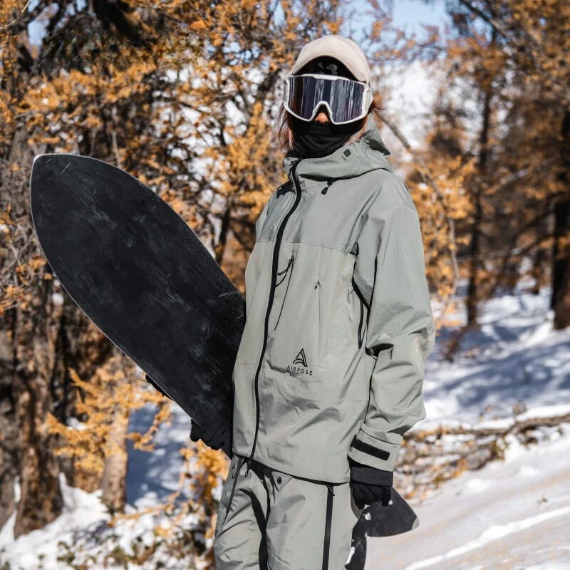 2025 Vonkajšie športové lyžiarske bundy Zimné nové pánske nepremokavé dámske lyžiarske snehové kabáty Topy Snowboard Teplá tepláková súprava Oblečenie pre páry