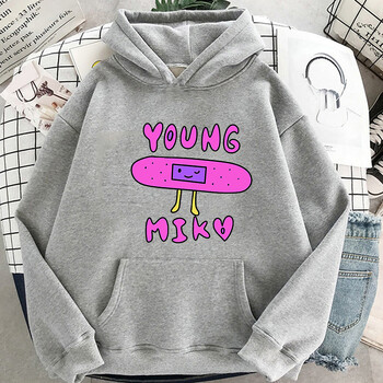 2024 Young Miko Hoodie Дамски суитшърти в ретро стил Сладък карикатурен суитшърт Есенни модни поларени дрехи Извънгабаритни дрехи с дълъг ръкав Cl