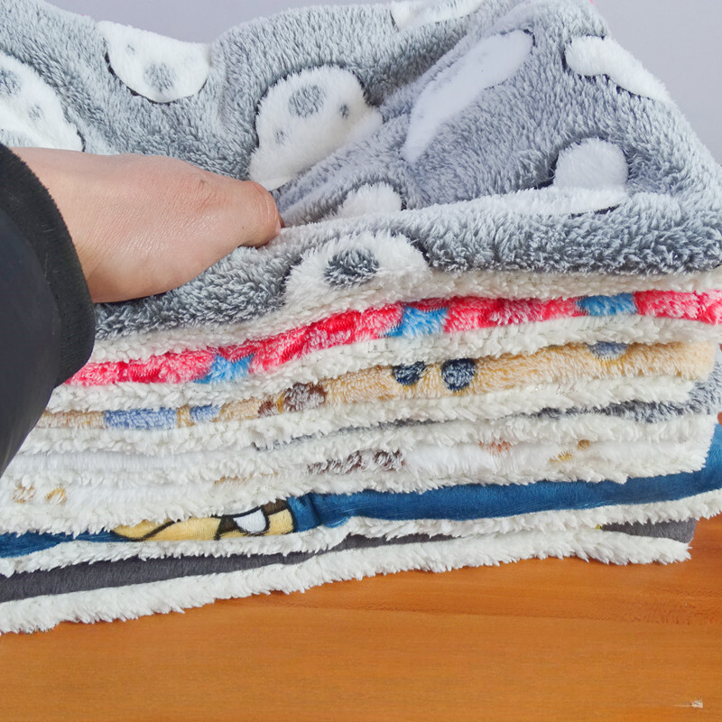 Podebljana flanelska topla prostirka za pse za jesen i zimu Udobna i meka prostirka za spavanje za kućne ljubimce za mačke i gnijezda kućnih ljubimaca