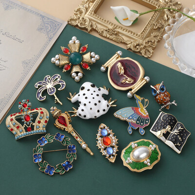 Ace de baghetă în stil baroc, geometrie vintage, insigne de carte cu broaște, coroană de flori dulci, broșă cu bufniță, set de bijuterii pentru femei, doamne