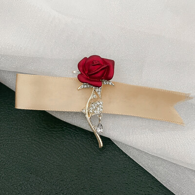 Skaistums dejotāju meiteņu piespraudes sievietēm Eleganti eņģeļu spārni Pasaku tauriņš Rhinestone caurspīdīgs apģērbs kāzu aksesuāri