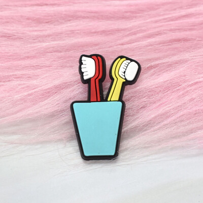 1Gb Smieklīga multfilma Mīlestības Zobu dizains PVC Emalja Piespraude Modes Personība Augļu Zobu Žetons Pin Mētelis Aksesuāri Rotaslietas