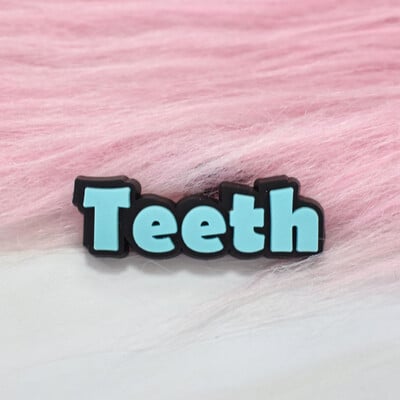 1Gb Smieklīga multfilma Mīlestības Zobu dizains PVC Emalja Piespraude Modes Personība Augļu Zobu Žetons Pin Mētelis Aksesuāri Rotaslietas