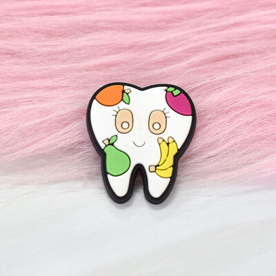 1Gb Smieklīga multfilma Mīlestības Zobu dizains PVC Emalja Piespraude Modes Personība Augļu Zobu Žetons Pin Mētelis Aksesuāri Rotaslietas