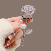 Broșă cu flori de trandafir de perle de culoare argintie plină de strass, accesoriu de costum pentru fete