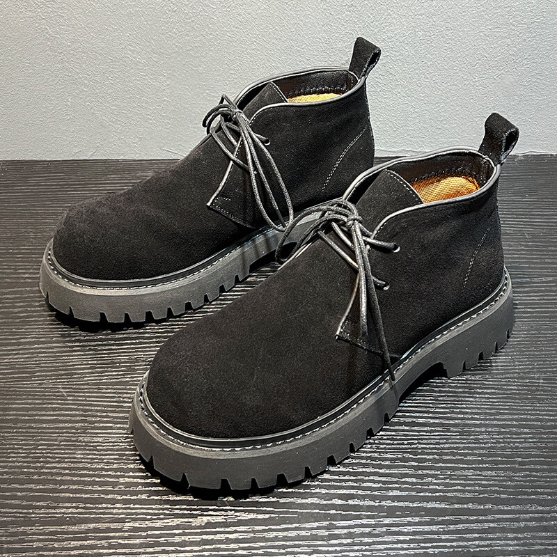 2024 Νέα χειροποίητα ανδρικά casual δερμάτινα παπούτσια Vintage βρετανικό αγελαδινό σουέτ φόρεμα Μπότες αστραγάλου αυξάνοντας το ύψος με εργαλεία Chelsea