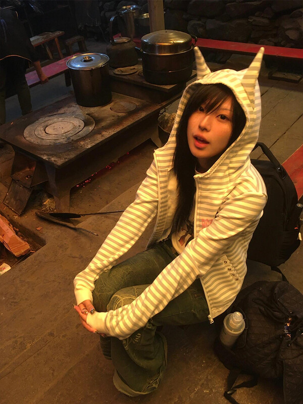 HOUZHOU Y2k Cuteore, jauks jaukums sievietēm, grunge, gotikas, svītrains, raibs burts ar rāvējslēdzēju, kapuci, mīksts meitenes 2024. gada šiks