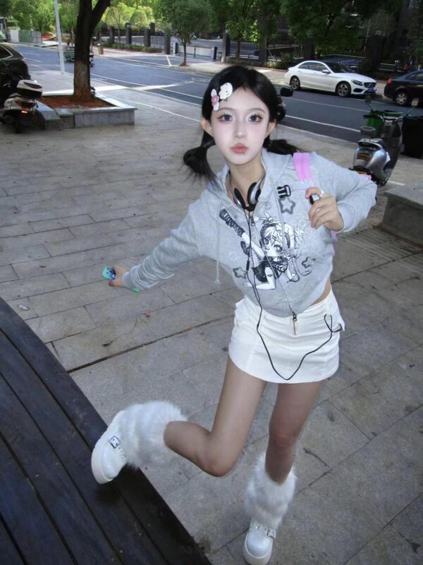 Genayooa Aesthetics Grunge majica s kapuljačom iz 2000-ih Ženska skraćena majica s kapuljačom s printom Y2k Vintage Streetwear Sweatshirt E-girls Japanski kaput Kawaii