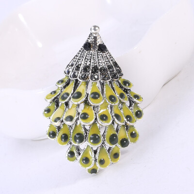 Jaukas Ezīšu saktas sievietēm Unisex dzīvnieku piespraudes Daudzkrāsainas Pieejamas gadījuma ballīšu aksesuāri Dāvanas