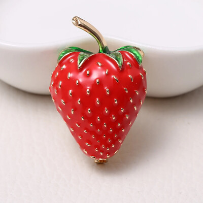 Emajlirani broševi s jagodama za žene Unisex igle s biljkama voća Višebojni dostupni ležerni dodaci za zabave Darovi
