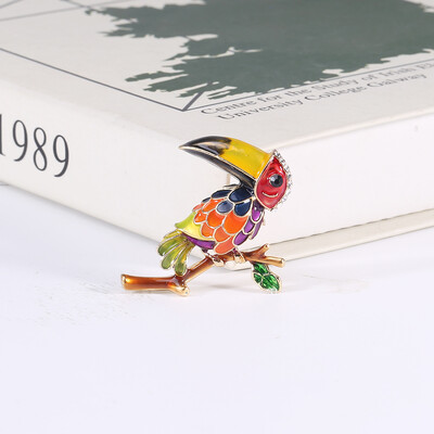 Beaut&Berry luxus és csúcskategóriás madaras bross nőknek Antik állattűs irodai party alkalmi kiegészítő ajándék