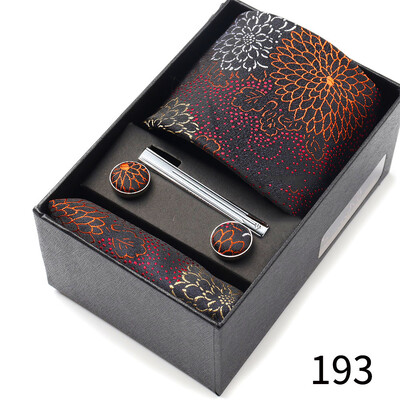 Meeste lipsude kinkekarp kaelasidemetega Taskurätikud Mansetinööbid Lipsuklambrid 6-osalised komplektid Grupiäri Pulmafestival Ametlikud lipsud