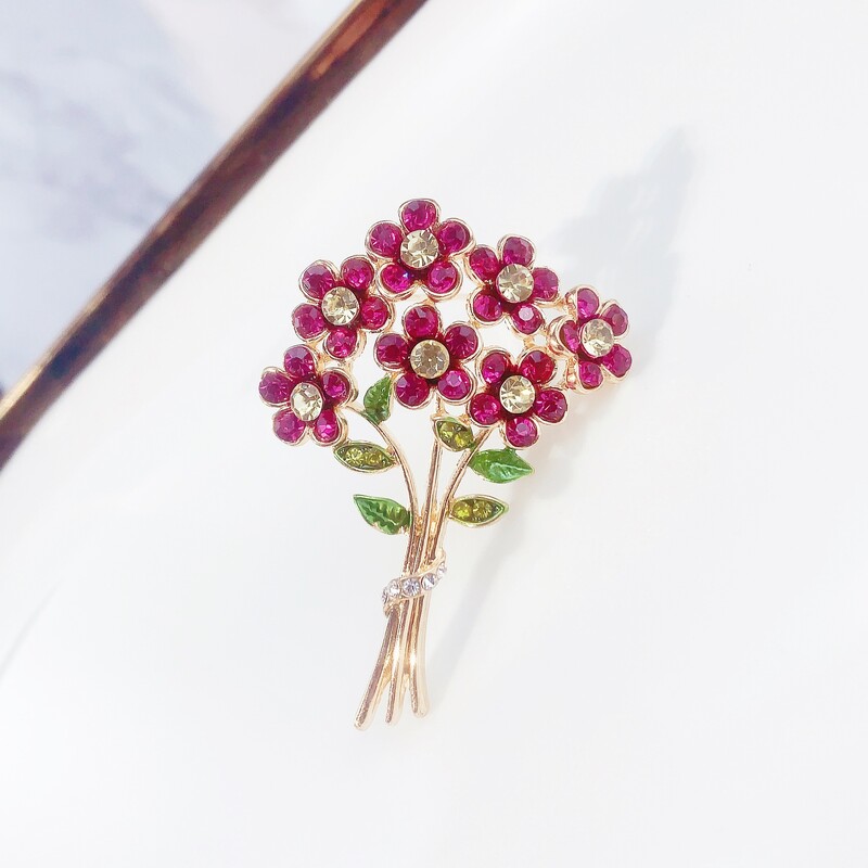 Cele mai noi broșe creative coreene de flori de cristal de culoare trandafir, broșă de lux de designer 3D, bijuterii pentru femei, decorare pentru îmbrăcăminte