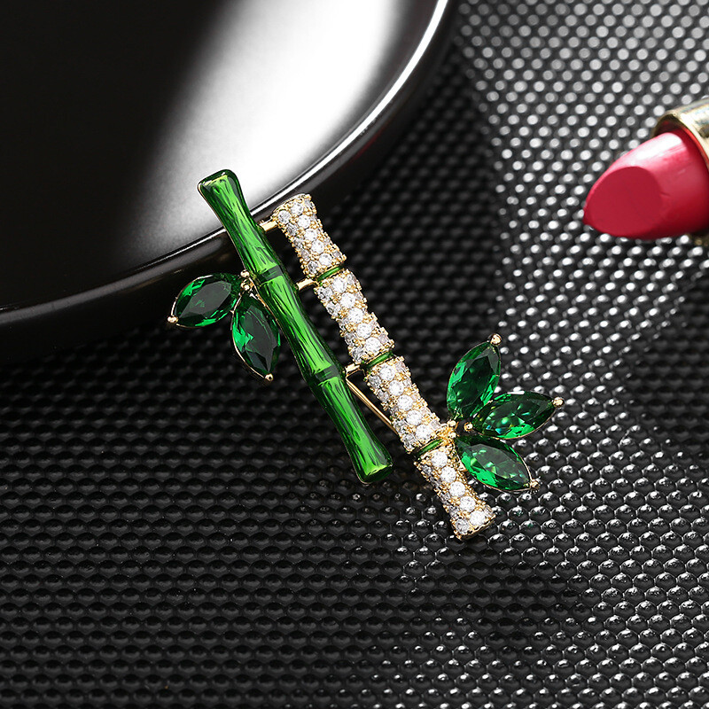 Modes Zaļās Rhinestone bambusa lapu saktas sievietēm Vintage augu drošības piespraudes Radošas korsāžas nozīmītes rotaslietas
