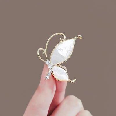 New Shell Rhinestone Butterfly Brooches for Women Insect Brooch Coat Dress Lapel Pins Buckle Elegant Party Accessories Gifts