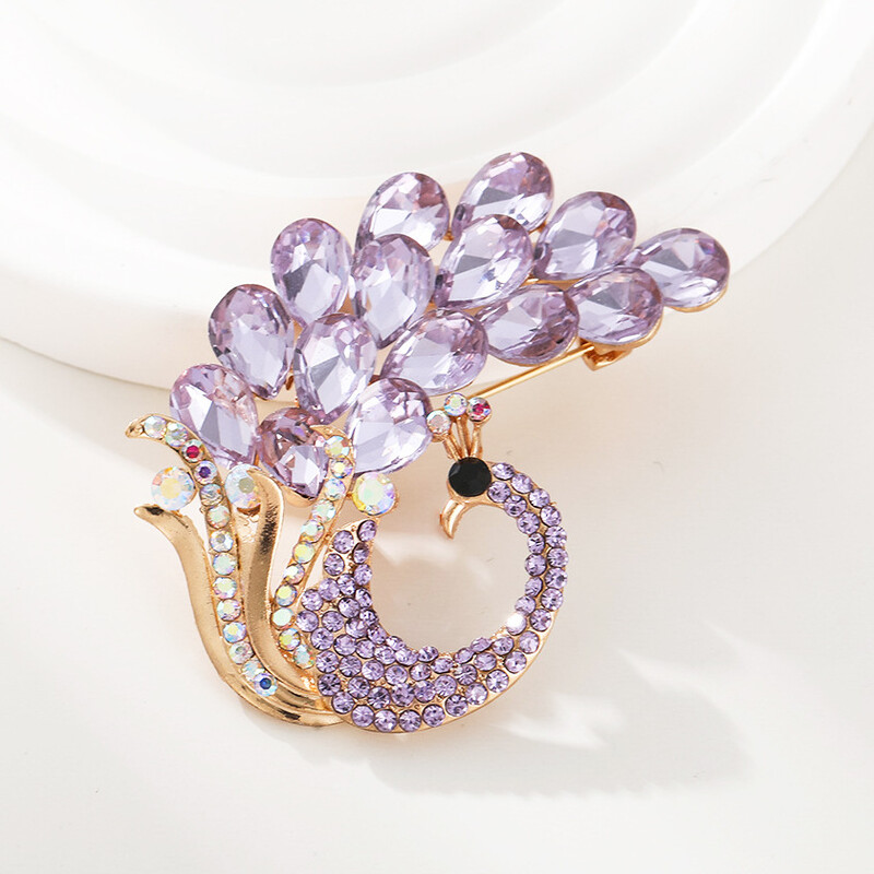 Smalkas kubiskā cirkonija oksīda piespraudes Fīniksa piespraudes Elegantas purpursarkanas kristāla putnu pāva saktas piespraudes sievietēm Modernas nozīmītes rotaslietas sprādzes