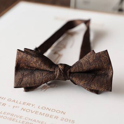 2024 Papioni pentru bărbați cu design nou jacquard din poliester, bej, maro, papion pentru bărbați, fulgi de zăpadă, în dungi, costum de domn, fluture