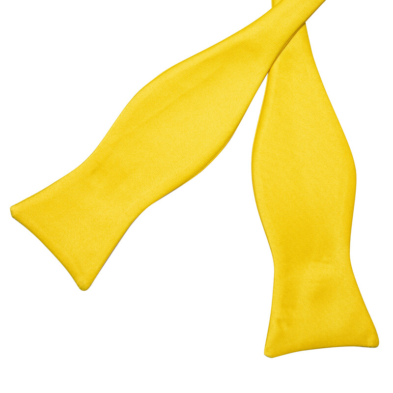 Klasszikus, élénksárga férfi csokornyakkendők Luxus márkájú selyem önkötő csokorkák négyzet alakú zseb mandzsettagombok szett Esküvői pillangócsomós ajándékok