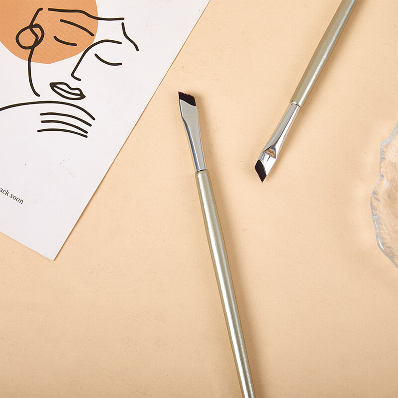 1 pc Upgrade Blade Eyeliner Brush Īpaši plāna, smalka leņķa plakana uzacu birste zem acīm Novietojiet precīzu detaļu otu