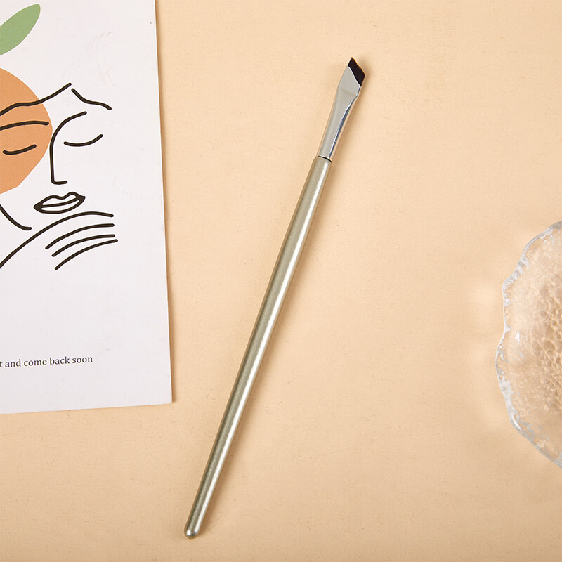 1 pc Upgrade Blade Eyeliner Brush Īpaši plāna, smalka leņķa plakana uzacu birste zem acīm Novietojiet precīzu detaļu otu