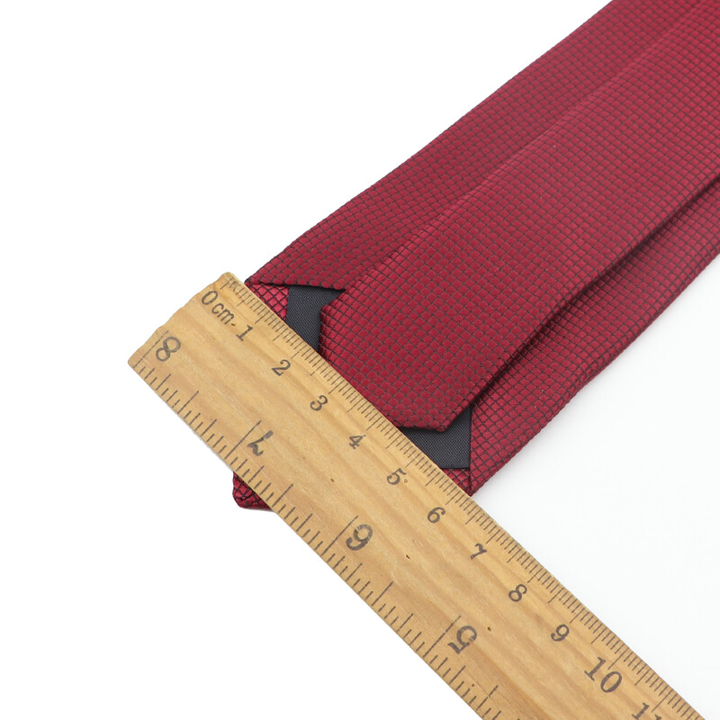 Egyszínű poliészter nyakkendő csokornyakkendő zsebkendő mandzsettagombok szett férfi divat pillangó esküvői nyakkendő doboz nélkül újszerű nyakkendők ajándék