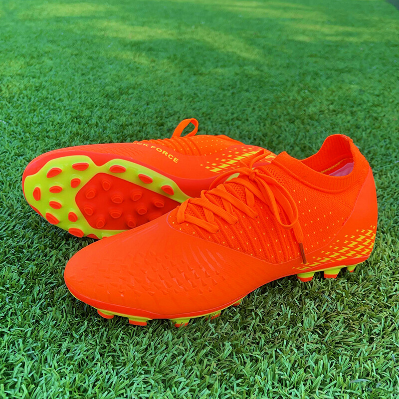 Férfi futballcipők magas bokával rendelkező sportcipők tizenéveseknek futballcipők minőségi fekete narancssárga tavaszi ősz